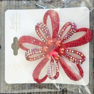 Floral Crystal Rhinestone Brooch Pin with Open Loop Petal